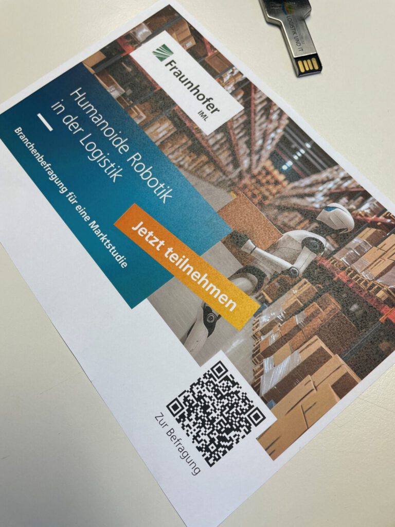 Abfotografierter Flyer zur Studie Humanoide Robotik